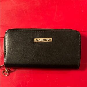 Sag Harbor Black Zip-Around Wallet